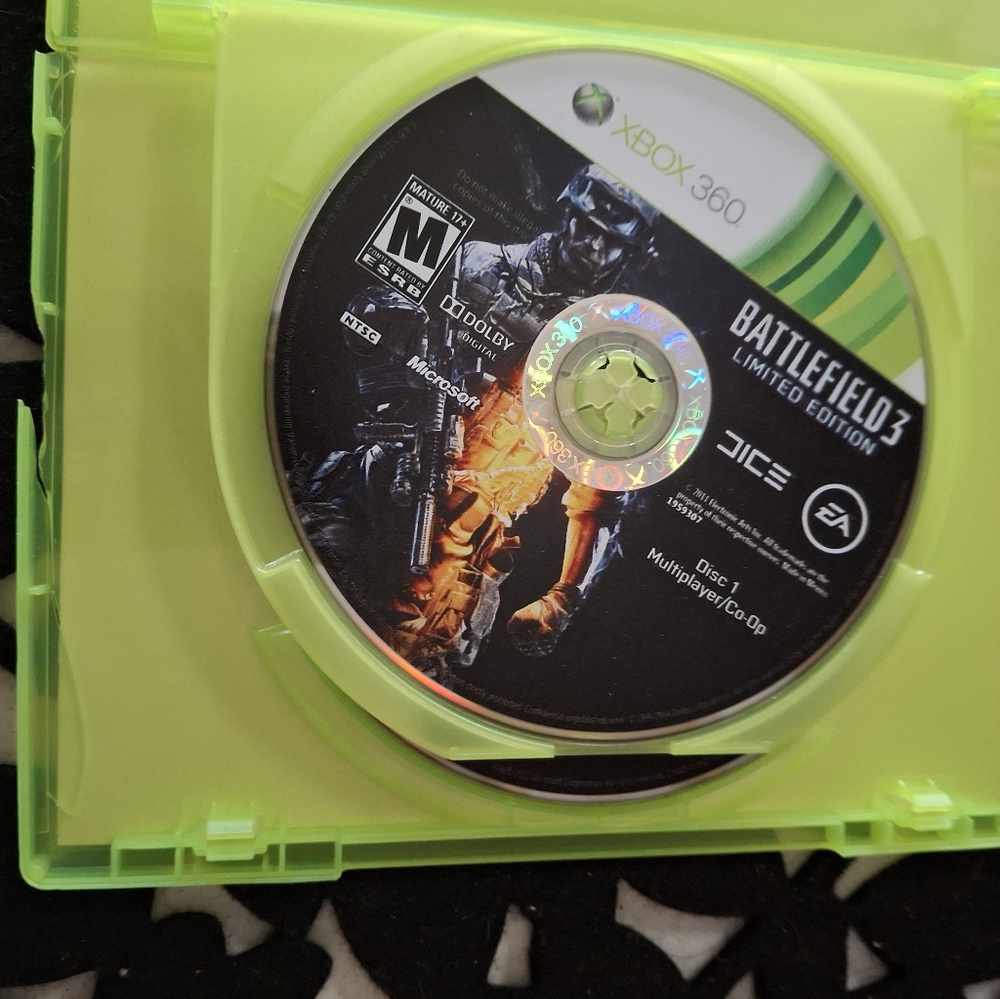 Battlefield 3 Limited Edition for Xbox 360 - Black and Orange - Picture 3 of 4